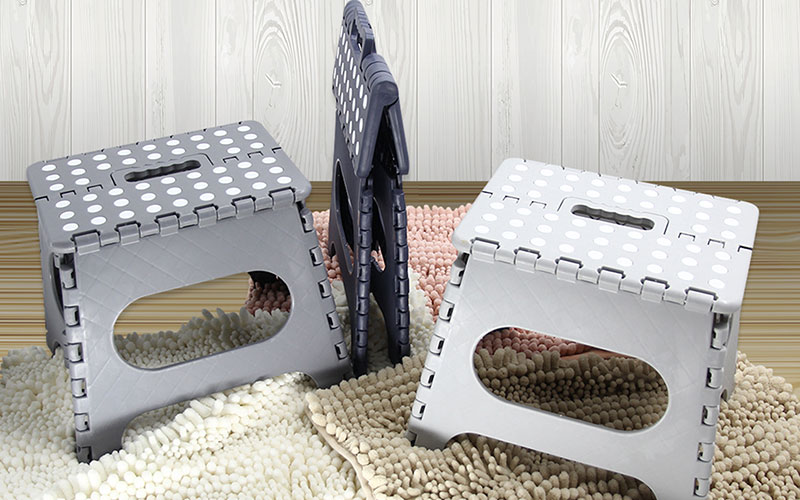 How was the plastic stool made, another hour-long mystery solved